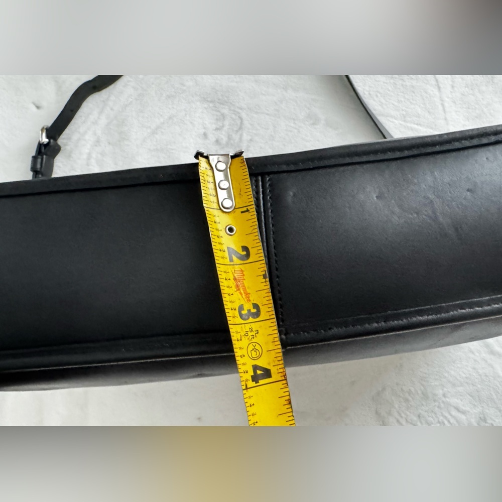 COACH Vintage Lexington Black Smooth Leather Briefcase Crossbody Bag - Picture 14 of 16